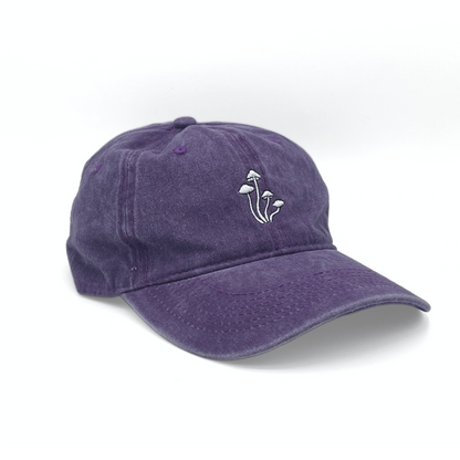 GORRA DE 100% ALGODÓN • ACID WASH • MORADO